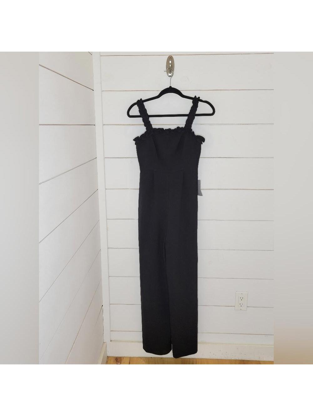 NWT Chelsea 28 size 0 petite black jumper